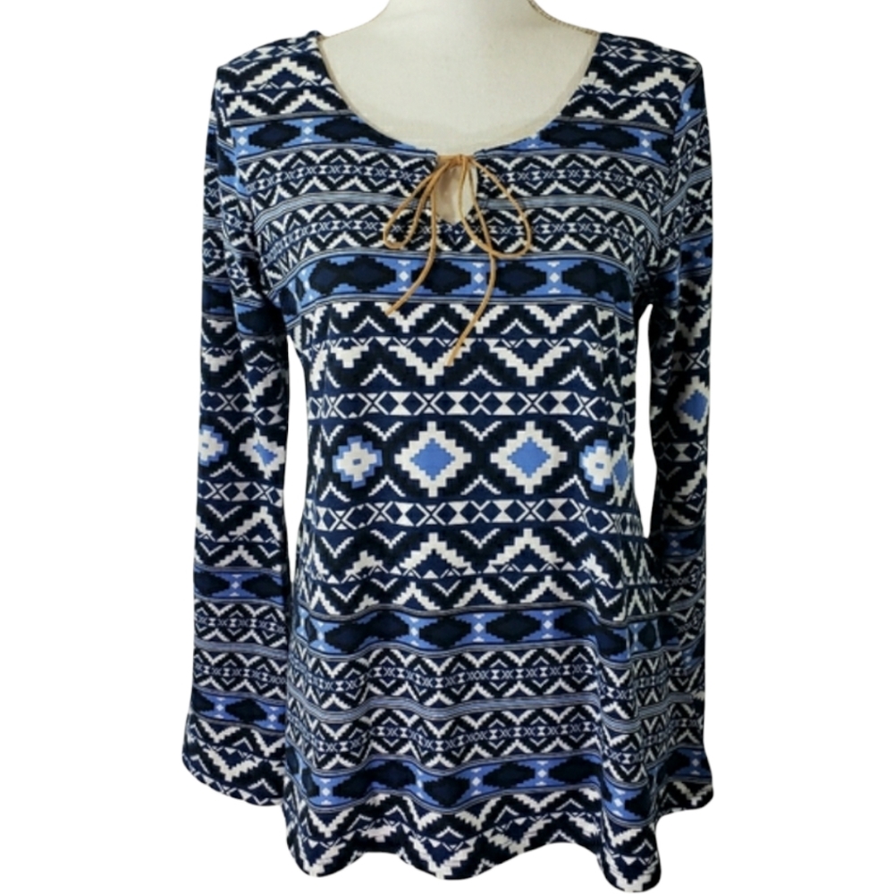 Bobbie Brooks Tee Long-sleeve Bell Hem Sleeves & Hem Blue White